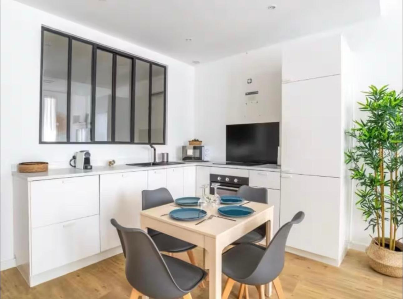 Cosy Azur Au Coeur Du Vieux Port Appartement Marseilles