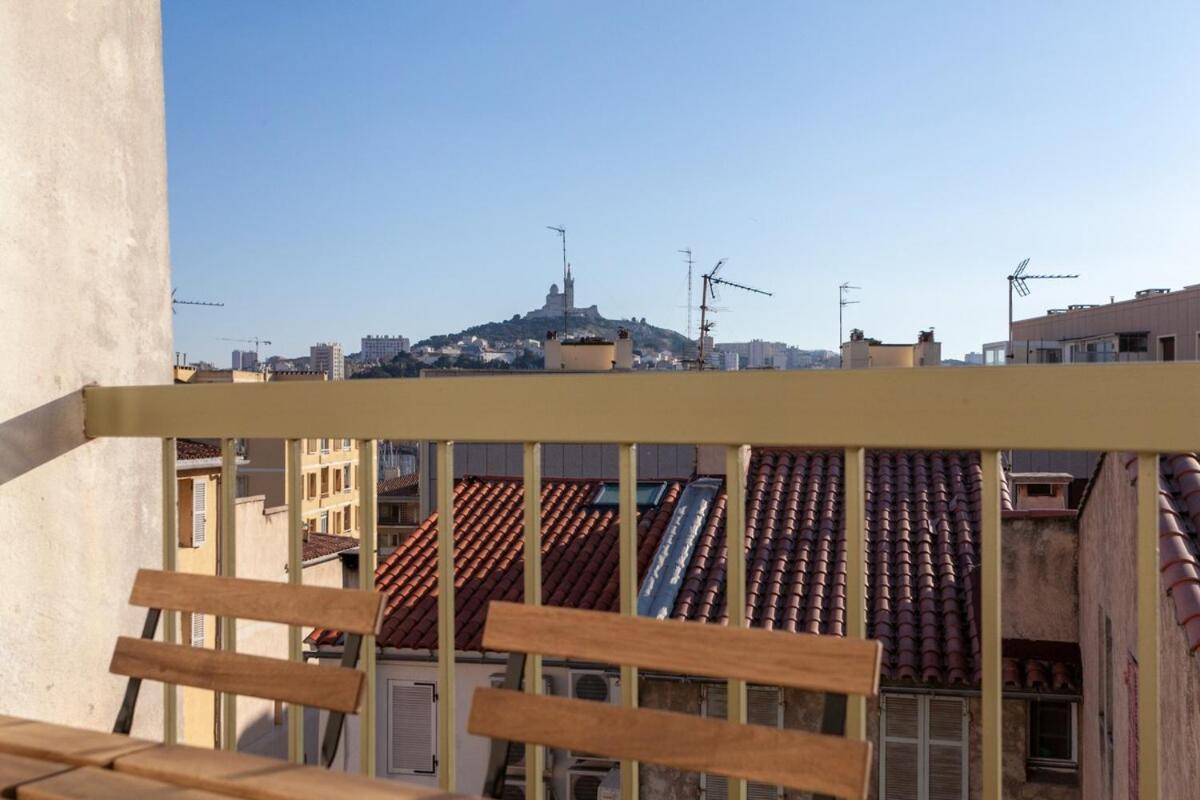 Saint Ponscocon Au Pied Du Panier Avec Balcon Marseille