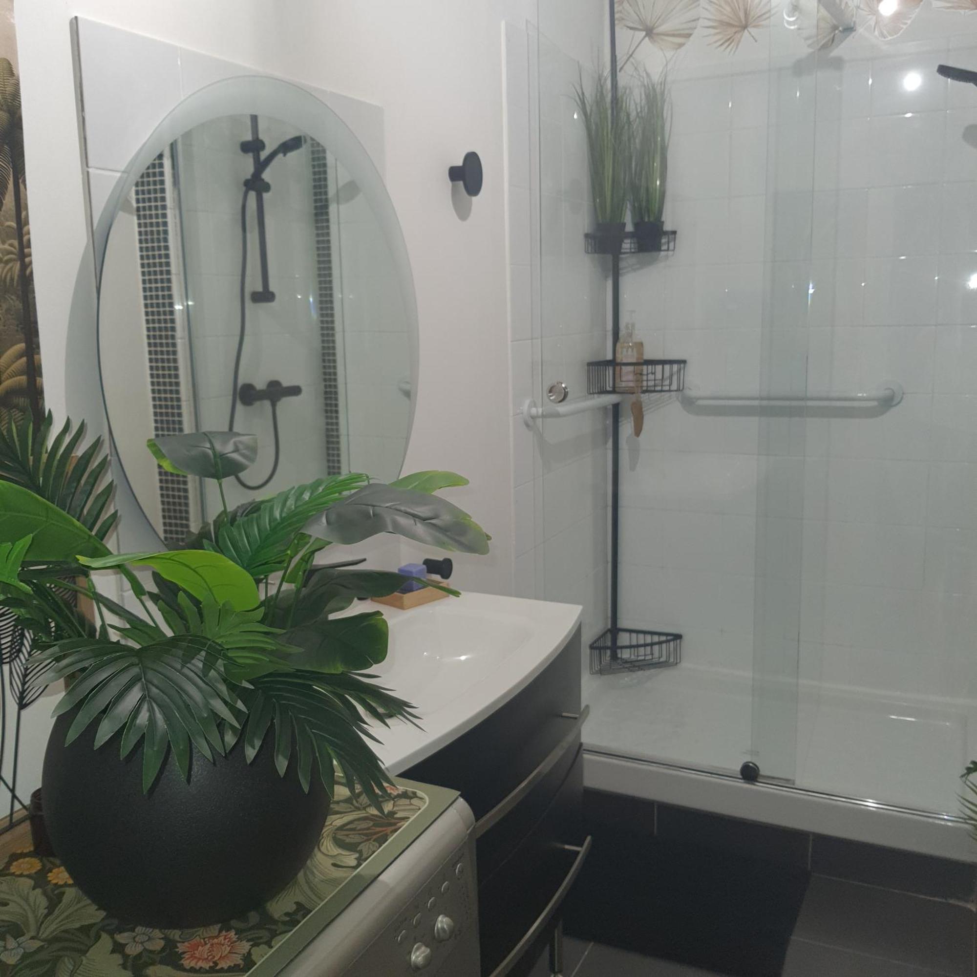 Apartment Loft Spacieux-2 Min De La