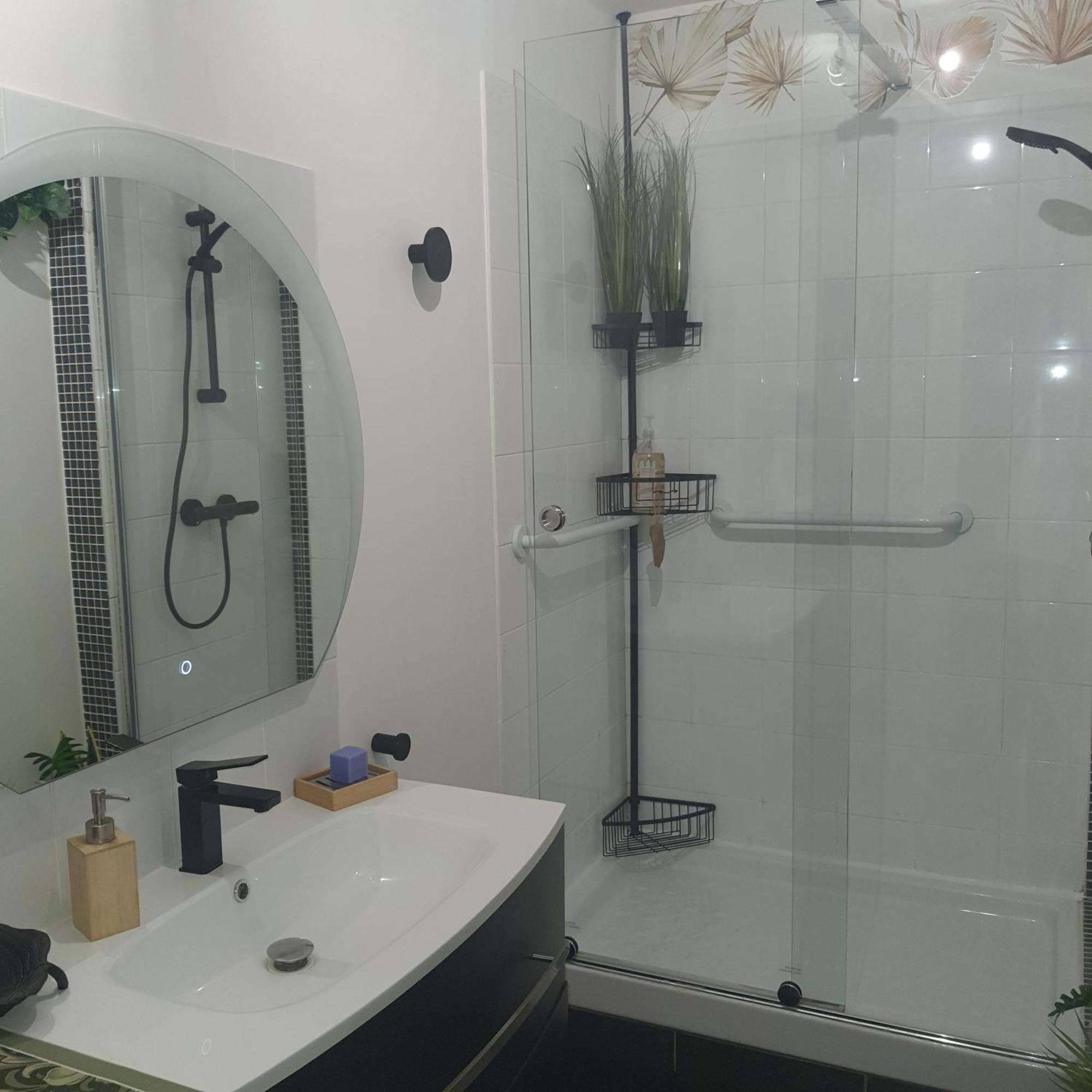 Loft Spacieux-2 Min De La Apartment Marseille