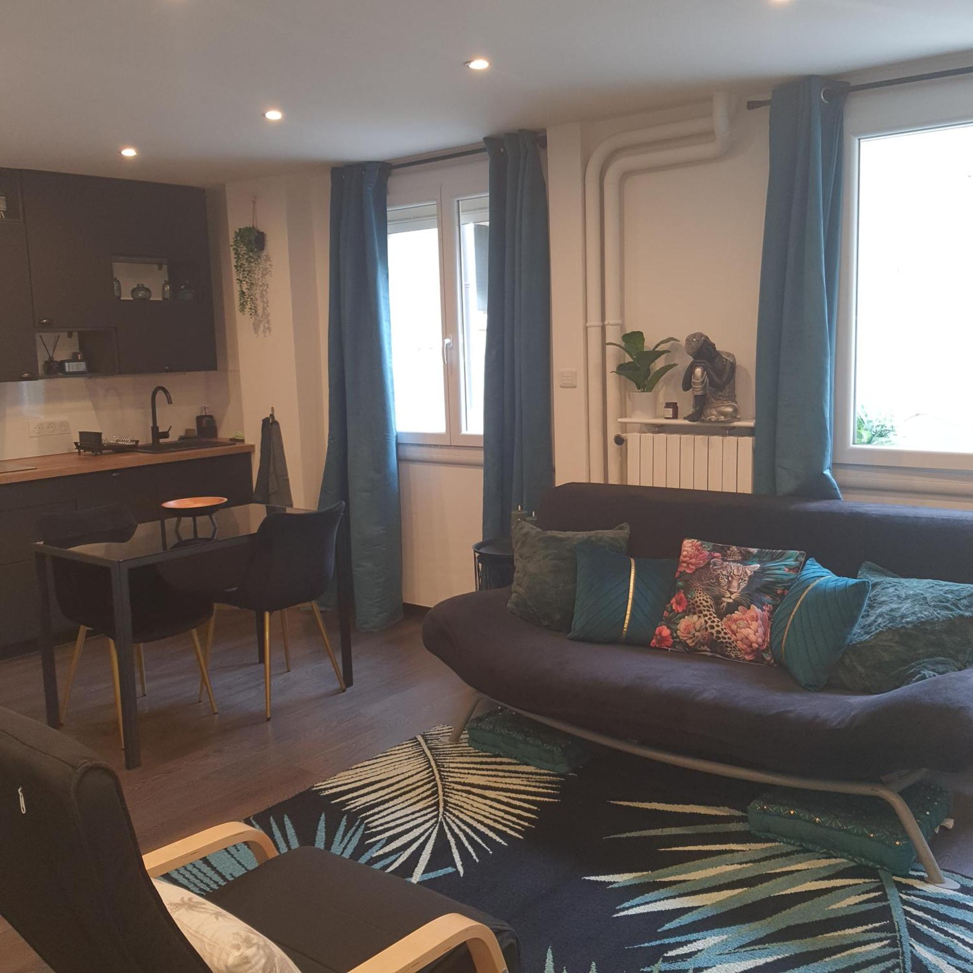 Loft Spacieux-2 Min De La