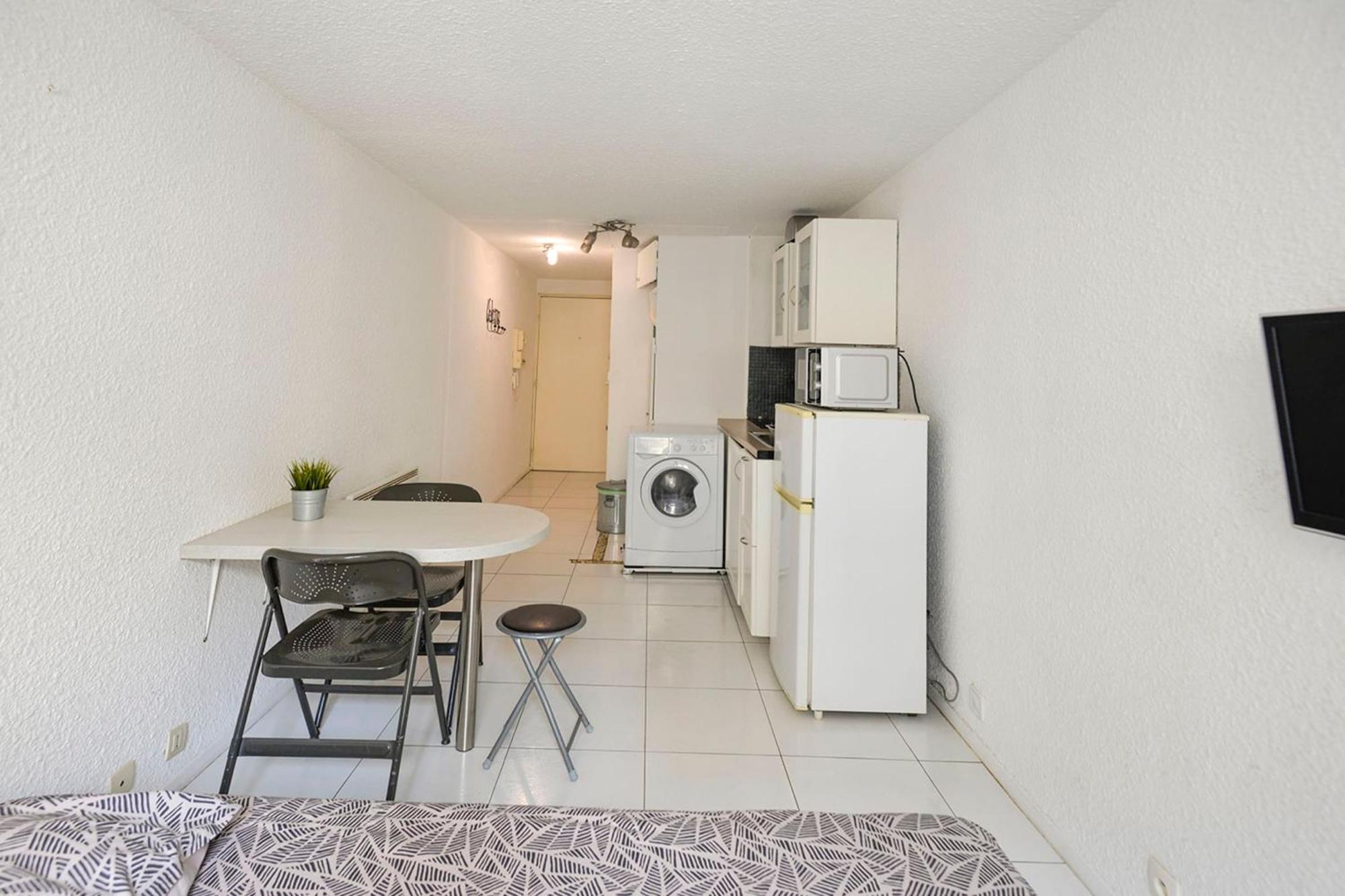Comfortable Near The Old Port! Apartment