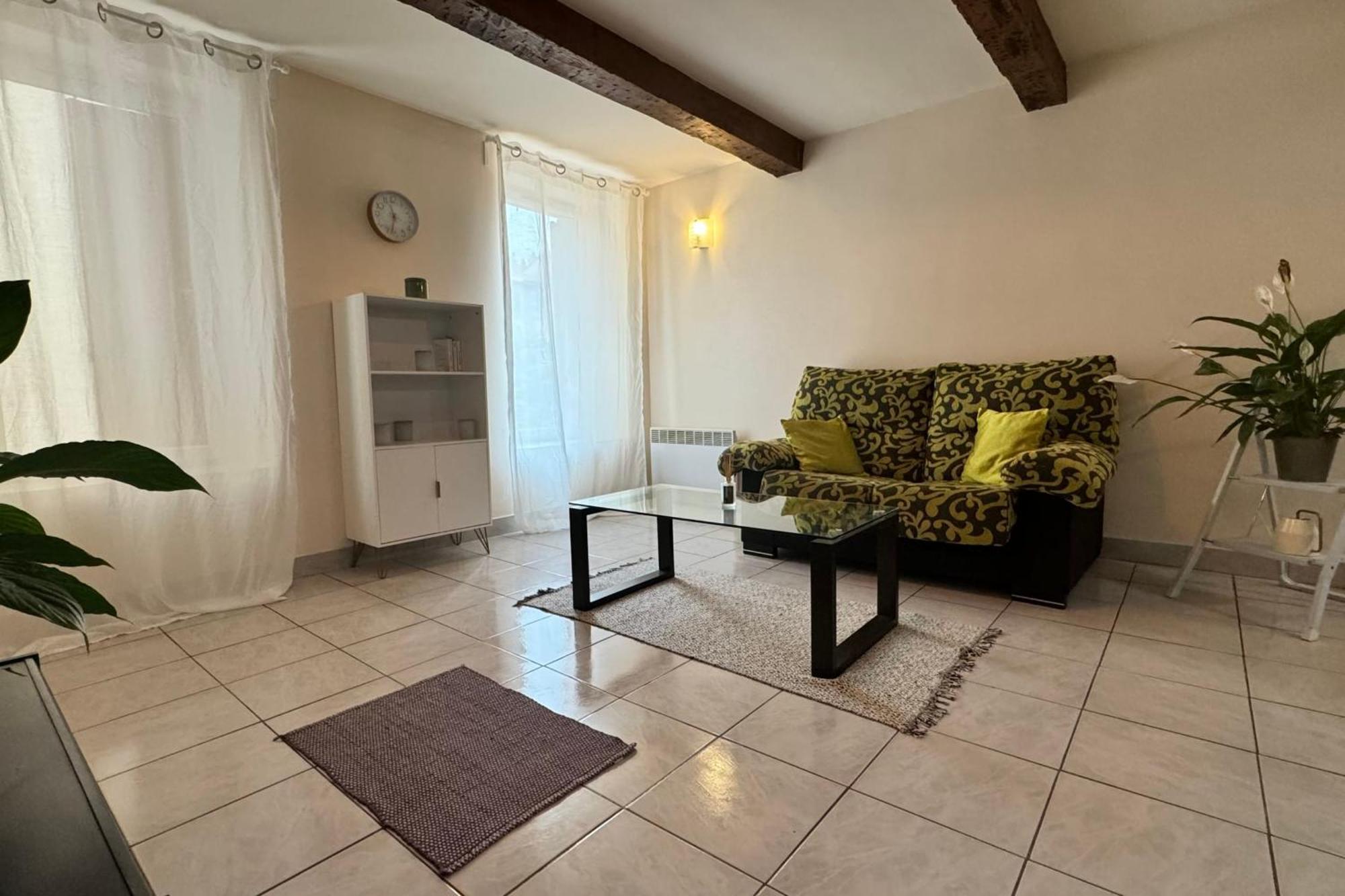 Cozy 1-bedroom Near Vieux-port Apartment *