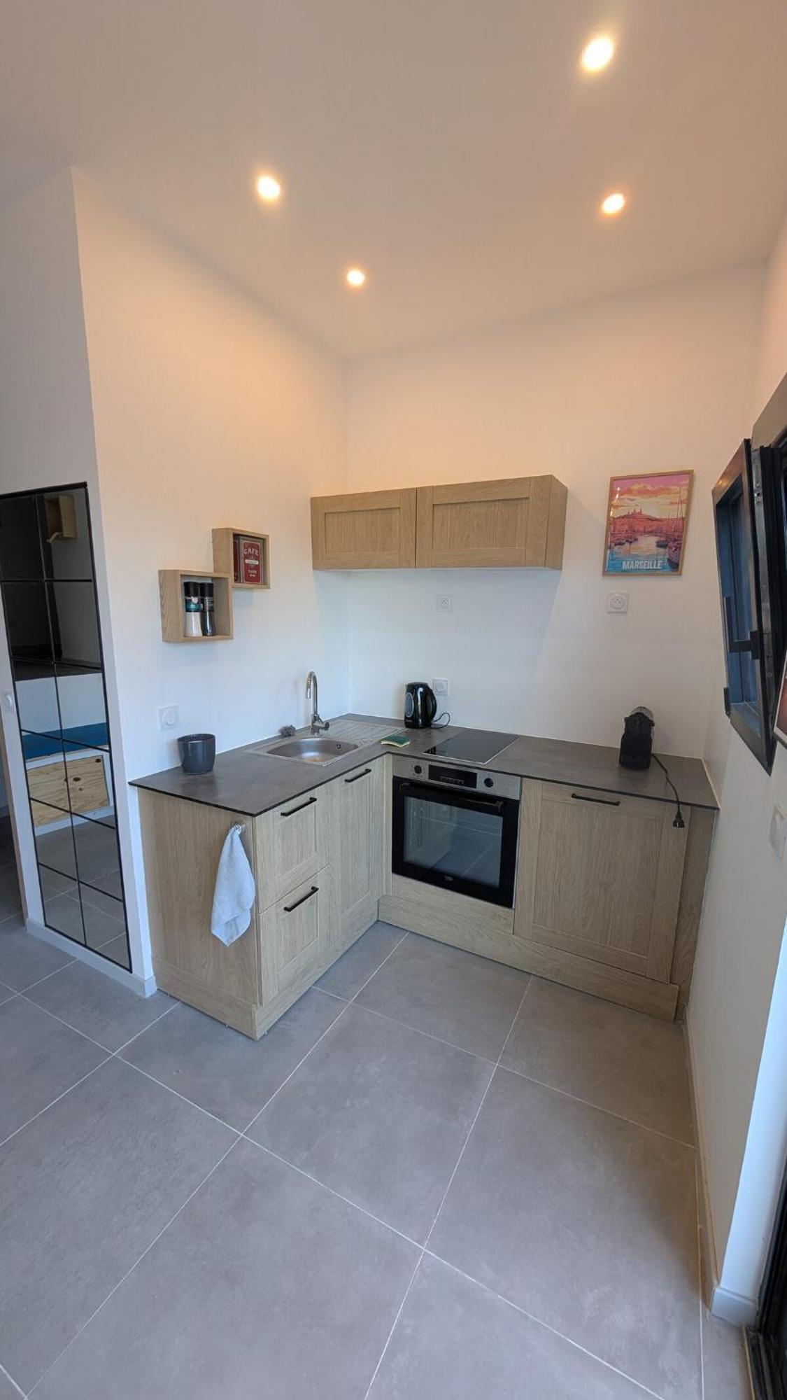 20 M2 Dans Les Calanques