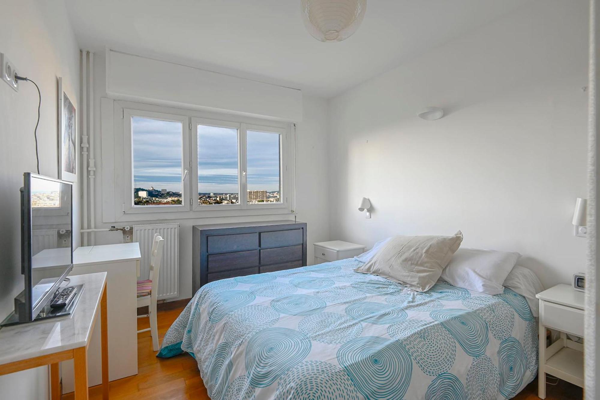 Charming T3 With Wifi - Balcony And View Marseille