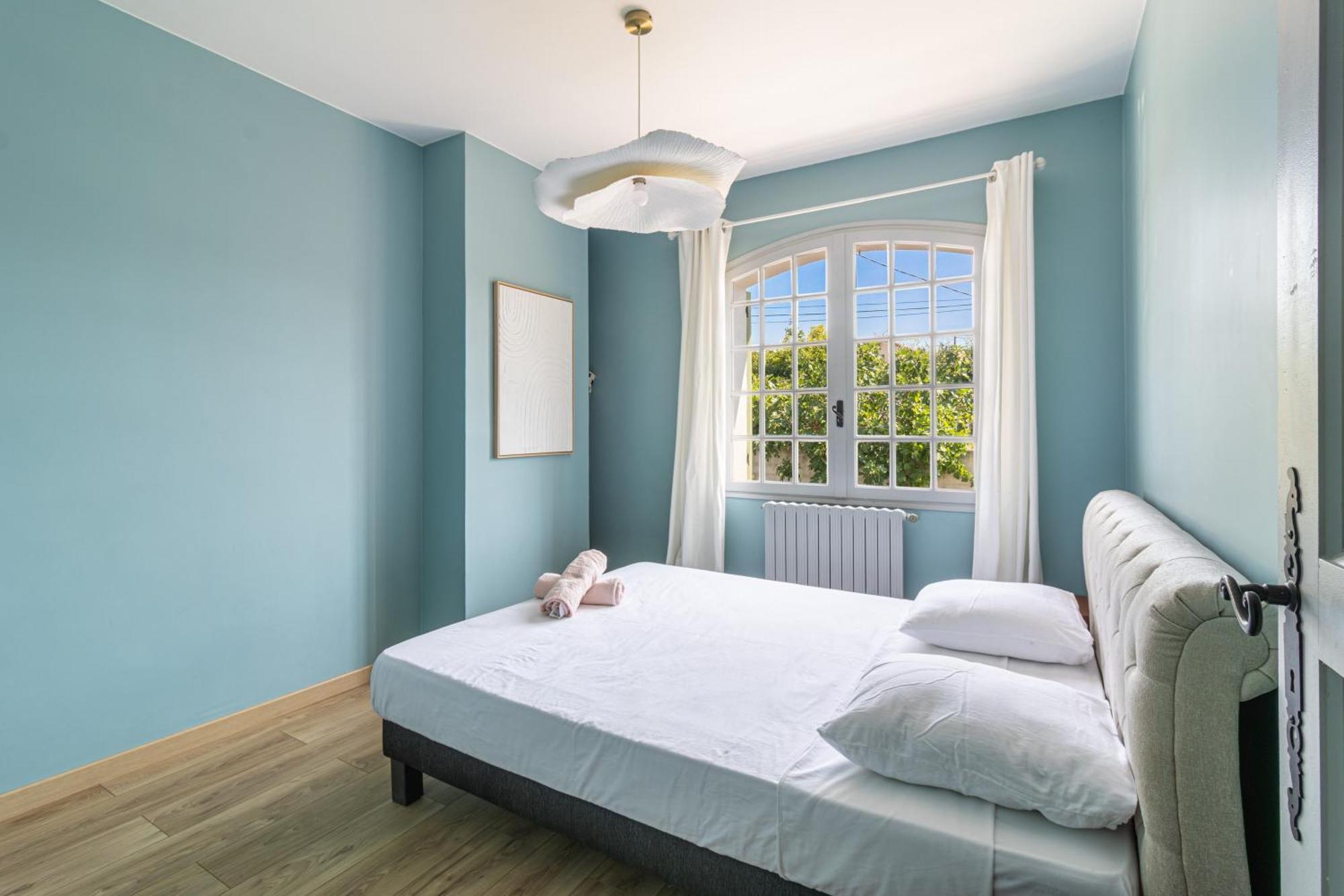 Holiday home Charmante Maison Sur *