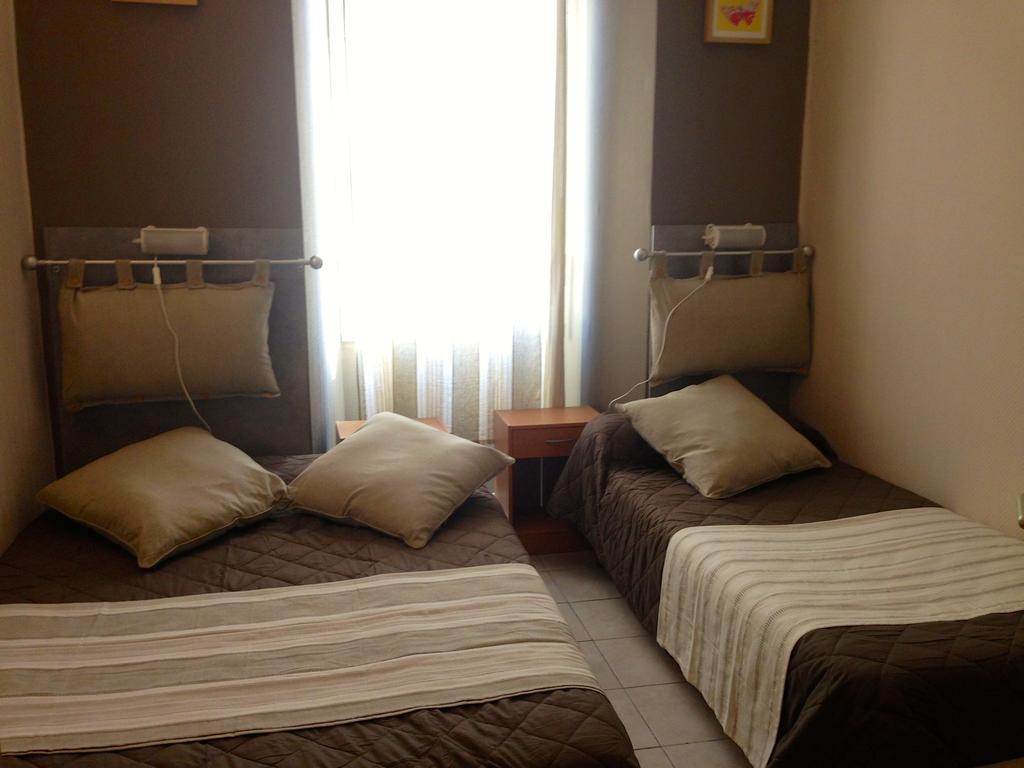Khách sạn De L'ariana Marseille
