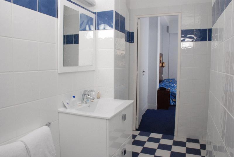 Hotel Les Gens De Mer By Popinns Marseilles