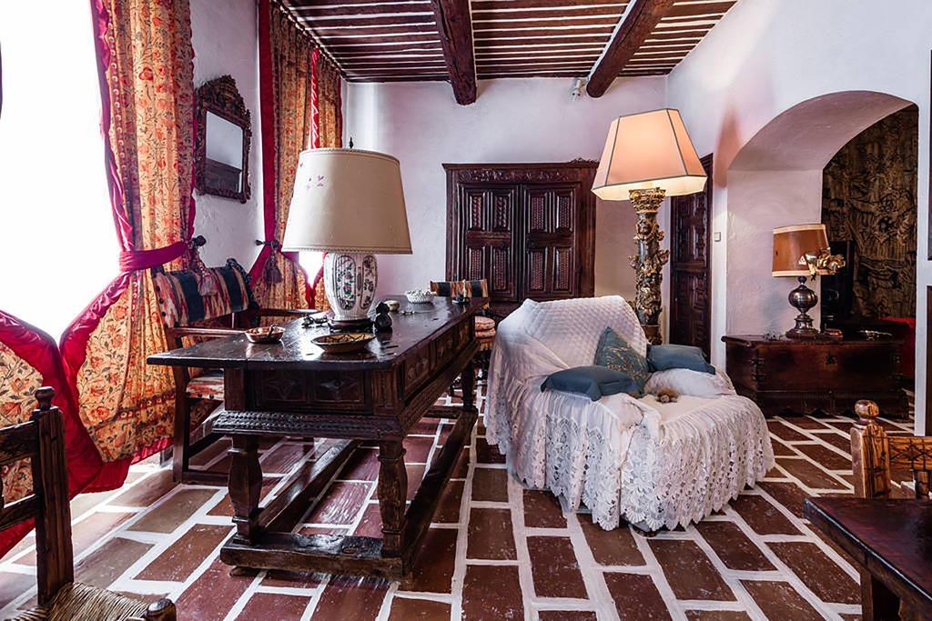 La Demeure Du Panier Guest house