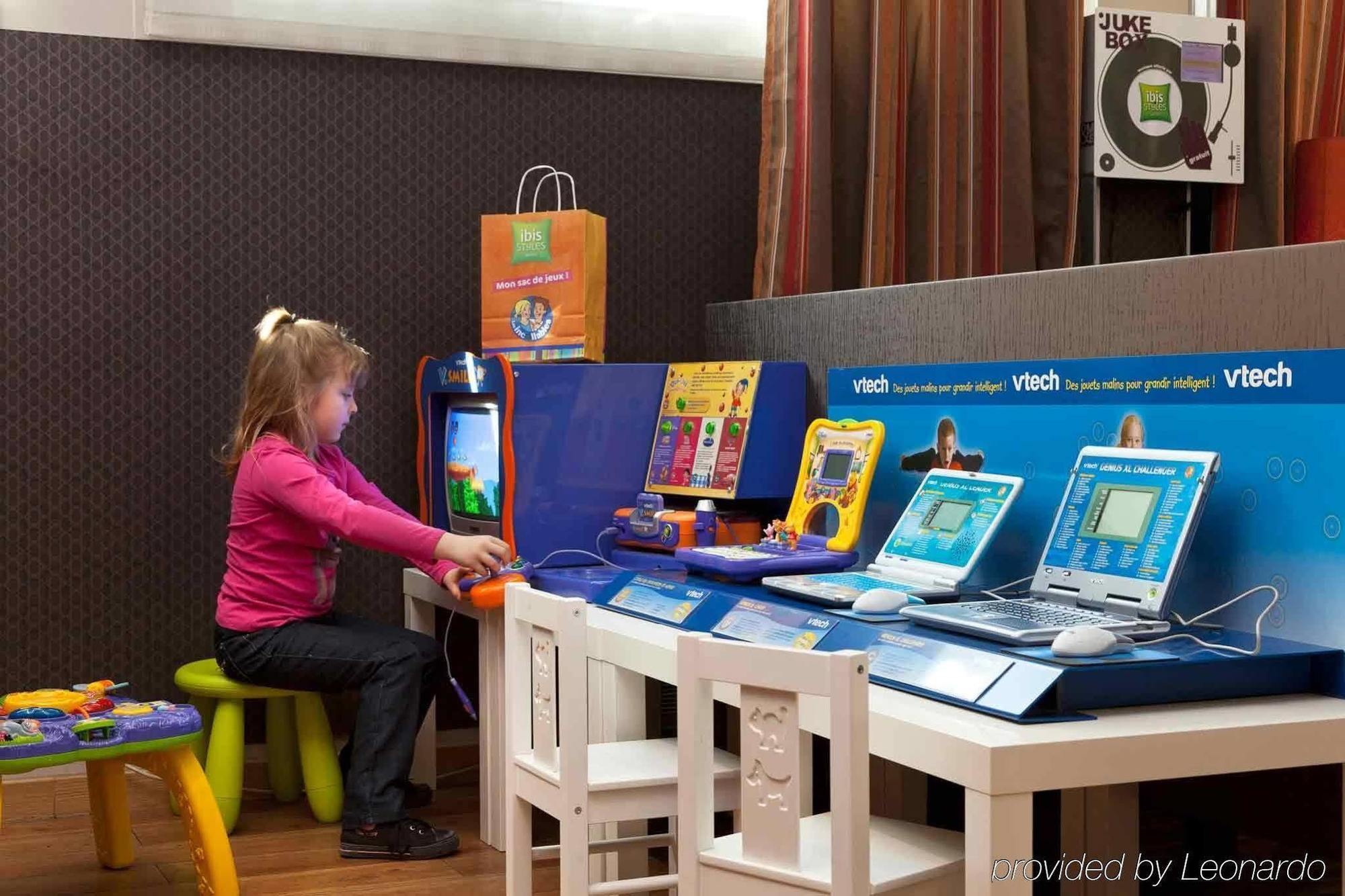 Khách sạn Ibis Styles Centre Prado Place Castellane 3*