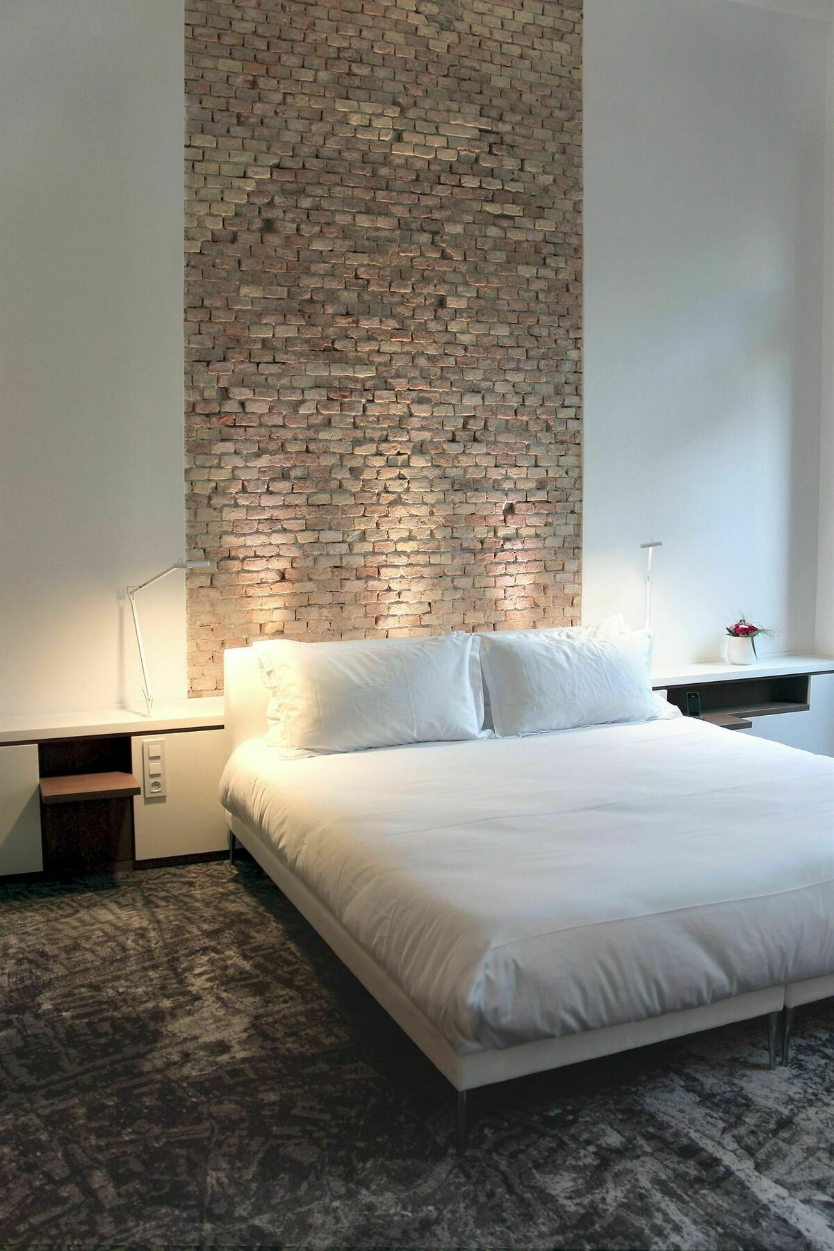 Hotel C2 Marseilles