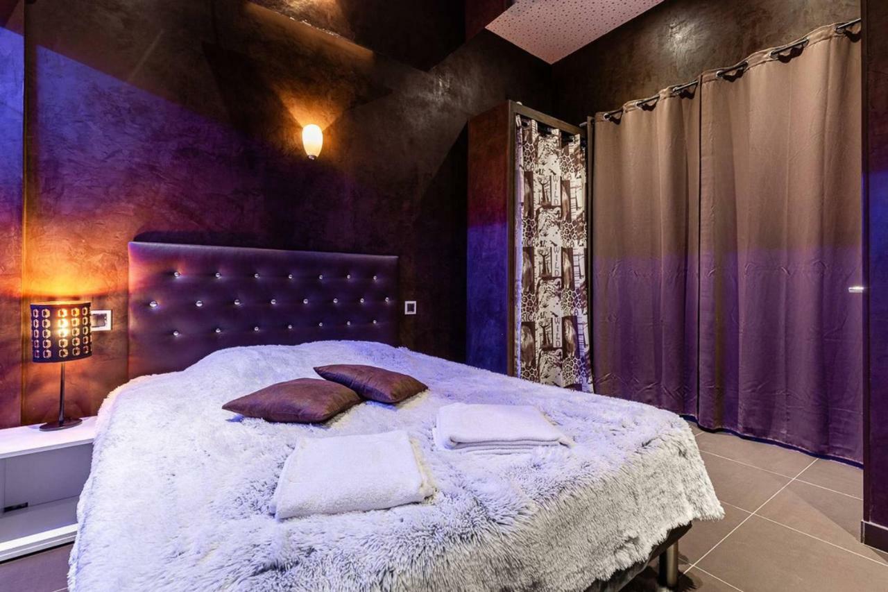 Love hotel Les Suites Du Vieux-port *