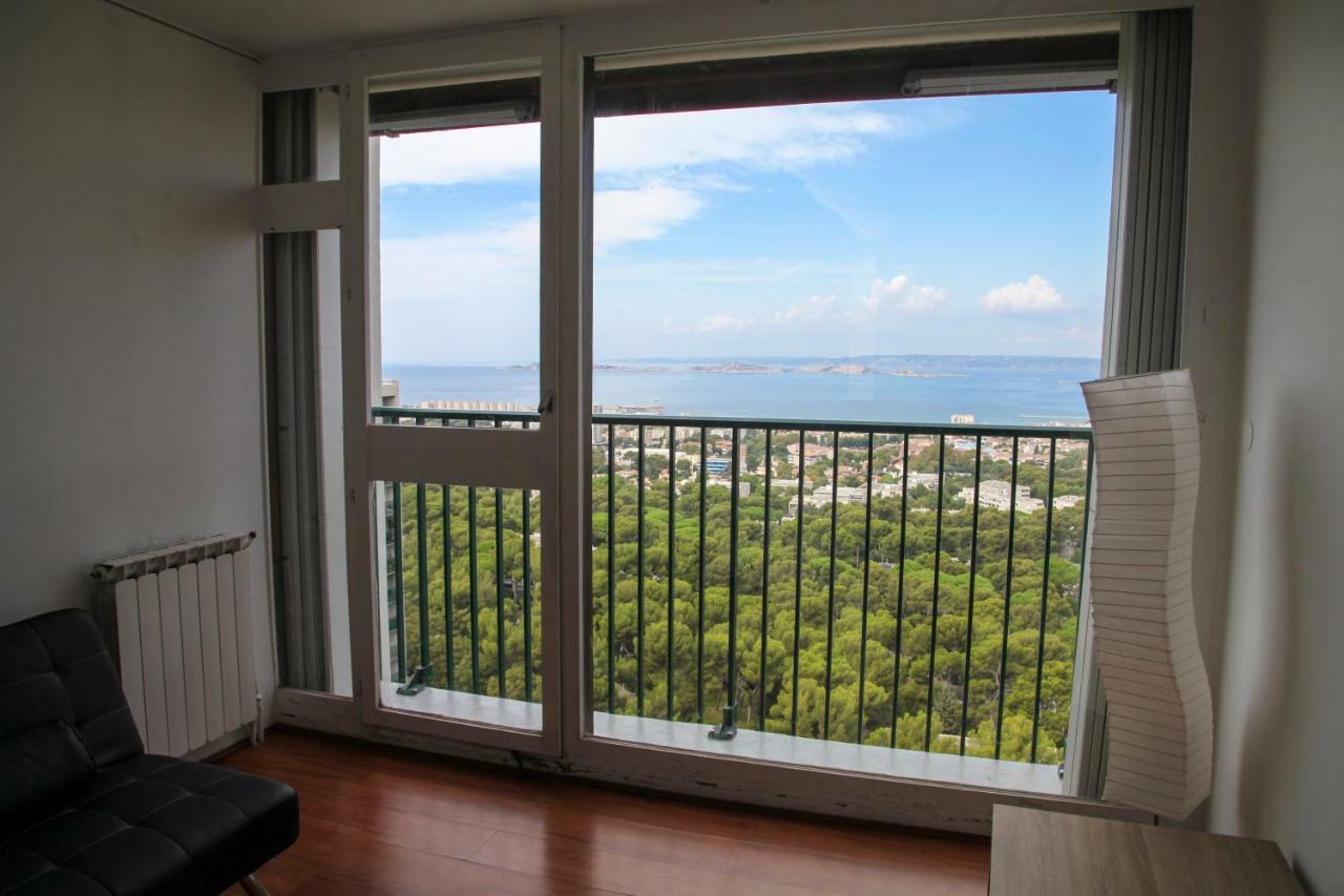 Apartment Vue Et Montagne Dans Parc Du Roy D'espagne, Up To 7 People Marseilles