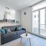 Appart Entier Avec 1 Chambre, 4 Personnes Max+ Internet