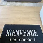 Studio Moderne & Fonctionnel