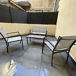 Marseille : Appartement T2 Avec Terrasse