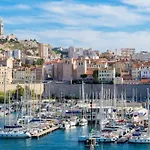 Cosy Pied A Terre Rue Corneille, Coeur Marseille, 4 Pers, 2 Ch