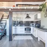 Magnificent 2 Room Apartment - Castellane District