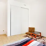 Room Rental In Apartment In Marseille