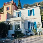 Marseille-Au-Bord-De-L\'Eau