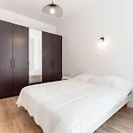 Castellane Centre Ville : Deux Chambres