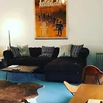 Appartement Chaleureux Et Atypique Avec Jardin A Marseille By Weekome