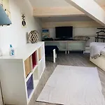 La Cabane Climatisee De Lili
