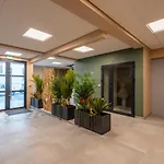 La Suite