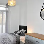 Bright Apartment Close To City Centre