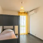 Appartement 70 M2 Climatise Avec Balcon Et Parking