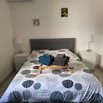 Jolie Dependance Avec Terrasse Privee Et Jacuzzi