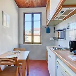 Accoules - Charmant Appartement Au Panier