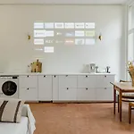 |Aaa|- Pure & Natural Massilia City Center