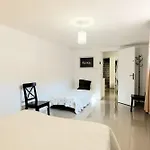 Villa Avec Piscine Et 3 Logements Ideale Groupe