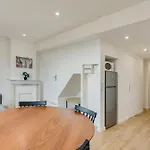 Charmant Duplex Central