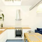 Loft Center & Terrace & Air Conditioning