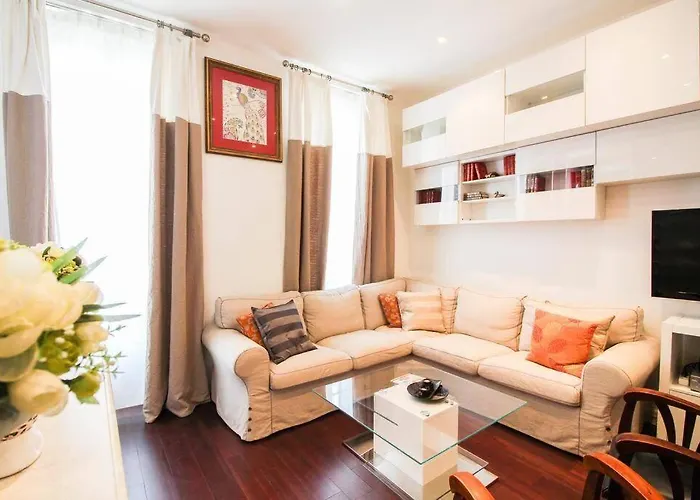 Grand Appartement Pour 4 Personnes/ Cours Lieutaud