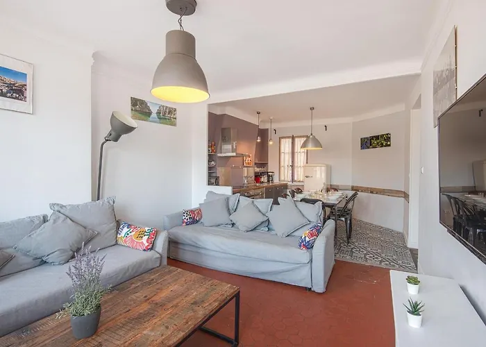 Mai Homes - Le Colbert