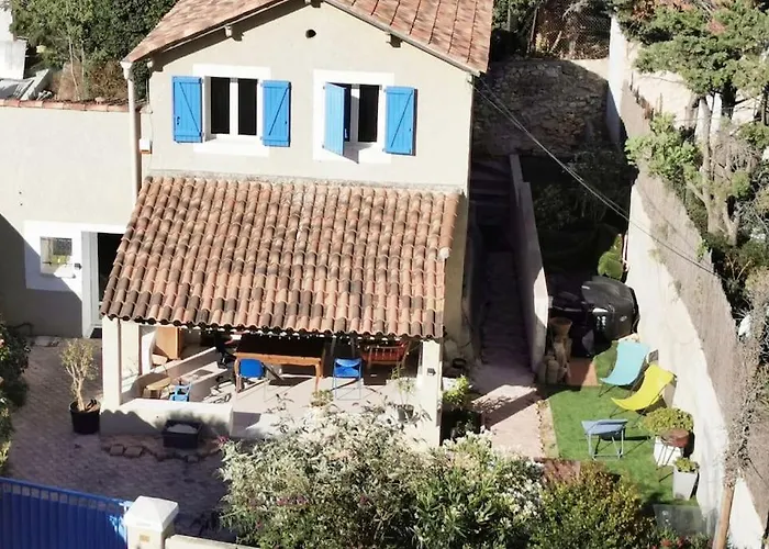 Villa Sidonie : Jardin+Jacuzzi En Ete, Plage A 17Min A Pied