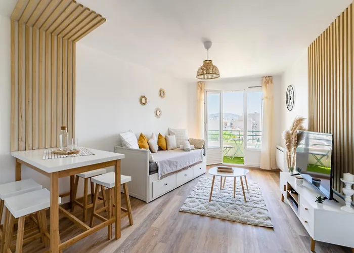 St Charles : Confortable+ Balcon