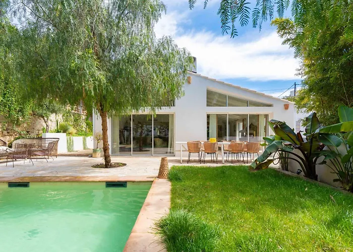 Casa Bayas