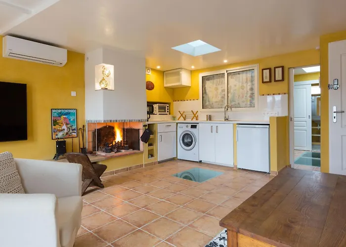 Guesthouse Eco Hostel La Girelle Calanques