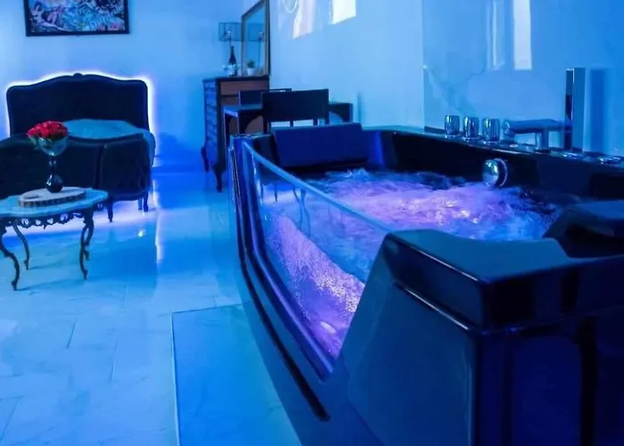 Maisonnette Romantique Avec Balneotherapie - Redroom