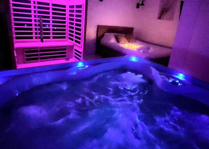 Love Room Jacuzzi Sauna Privatif Marseille
