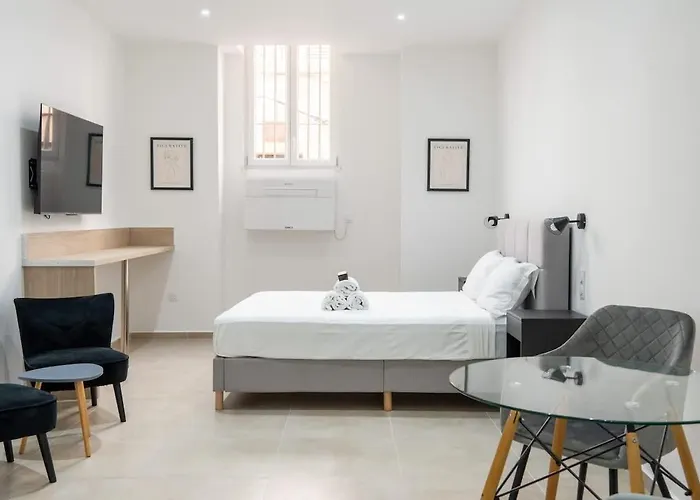 Fully-Equipped Studio In Panier Close To Business Area Joliette And Old-Port