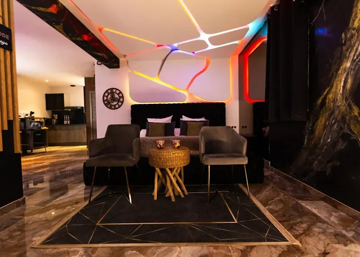 Krystalisya Room Suite Spa Privatif Sauna Jacuzzi Siege Massant