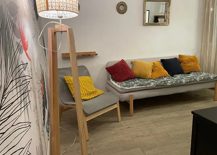 Appt 2 Chambres Au Centre Ville 3E