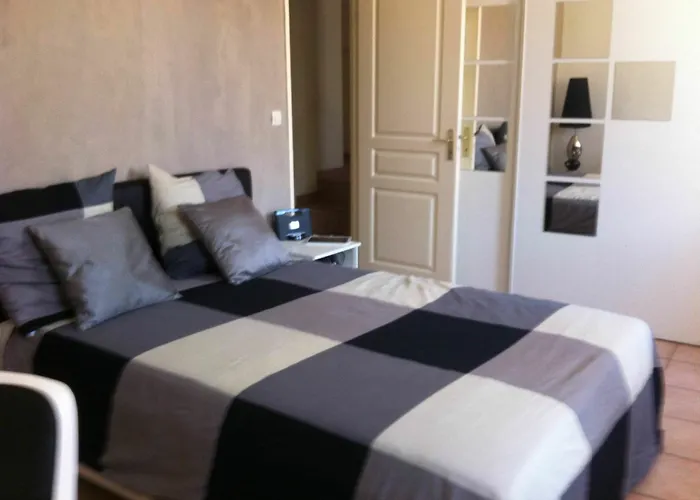 Joli Appartement Meuble Dans Le Panier
