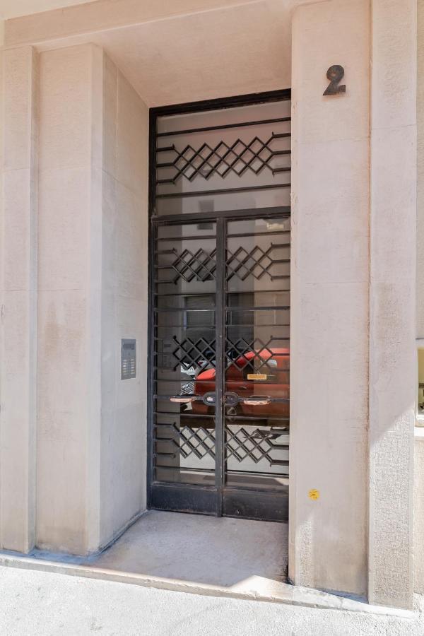 Appart Entier Avec 1 Chambre, 4 Personnes Max+ Internet Marseilles