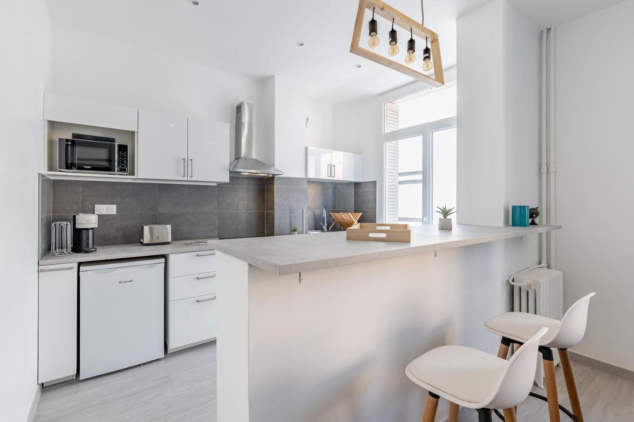 Apartment Appart Entier Avec 1 Chambre, 4 Personnes Max+ Internet Marseilles